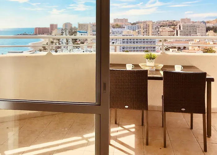 Deluxe Apartment Sea View & Large Terrace